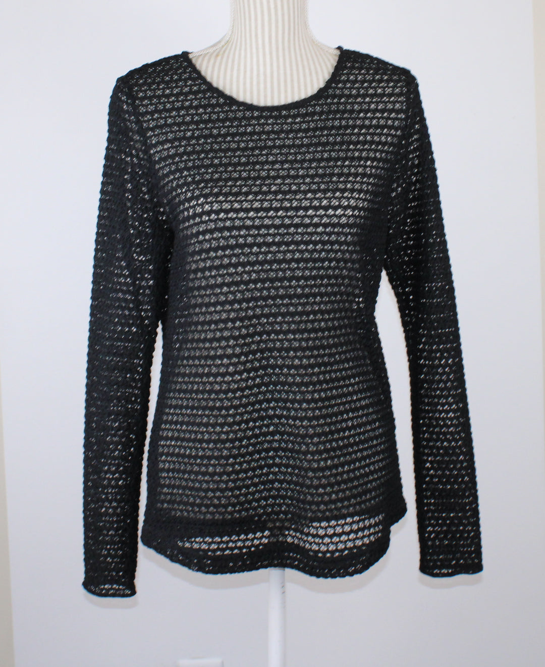 REFLECTIONS BLACK KNIT TOP LADIES MEDIUM NEW!