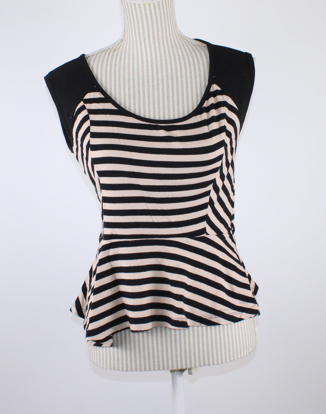 FOREVER 21 PEPLUM STRIPED TOP LADIES MEDIUM PRE-LOVED