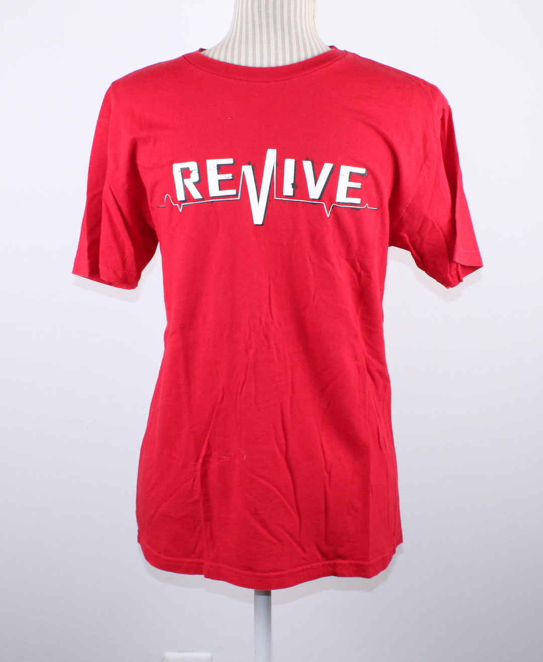 REVIVE RED TEE ADULT SMALL EUC