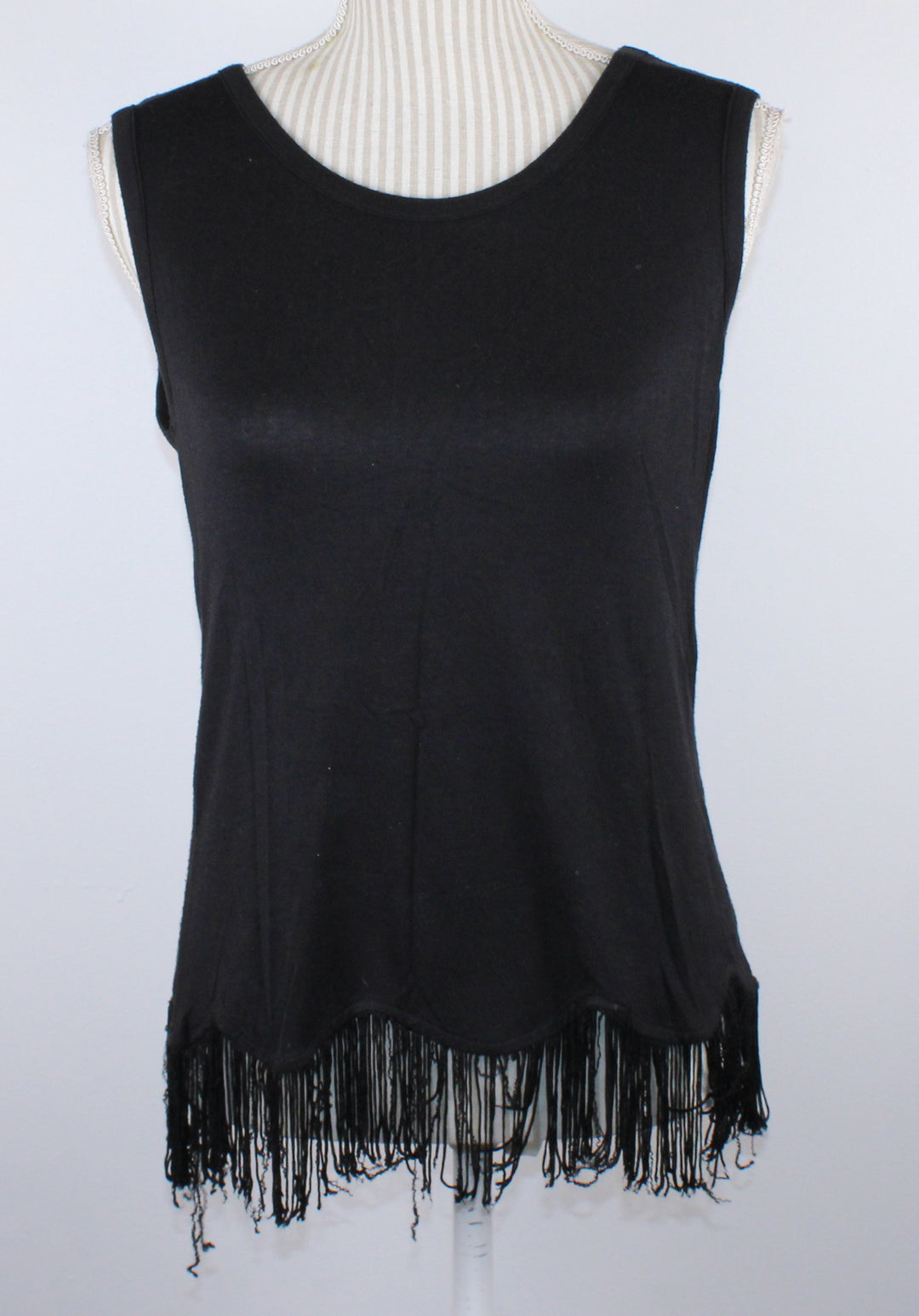 CHA CHA VENTE BLACK TOP WITH FRINGE LADIES SMALL PRE-LOVED