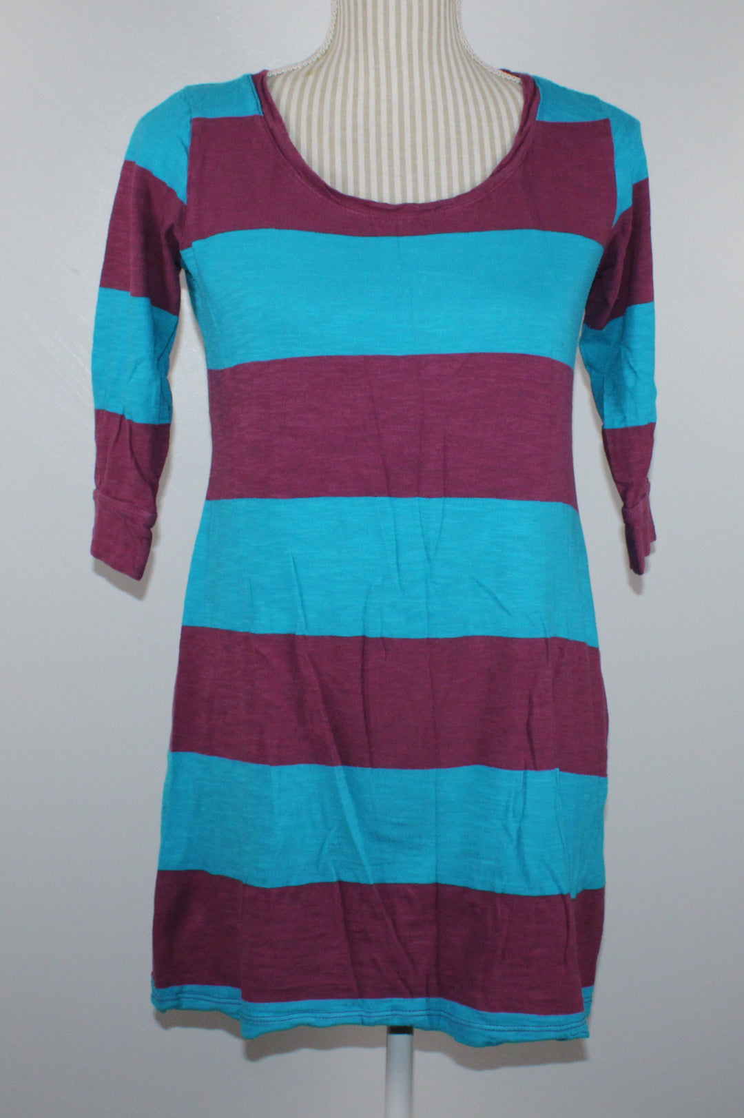 MOSSIMO LONG TOP LADIES MEDIUM EUC